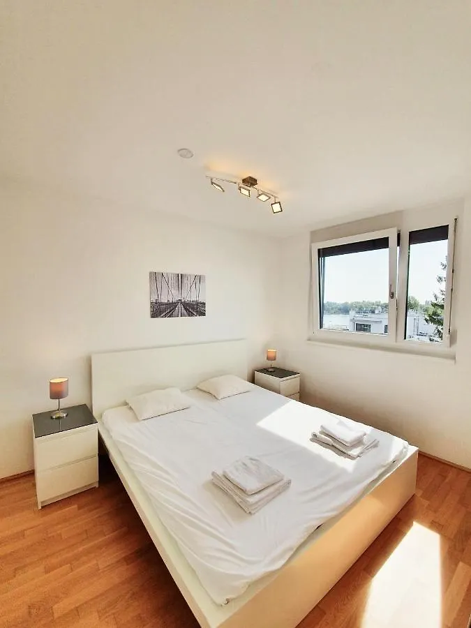 Near Lake Two Bedroom Fully Furnished Apartment Vienna